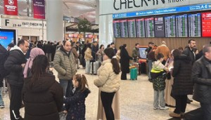 Bayramda yüzbinler havalimanını kullandı