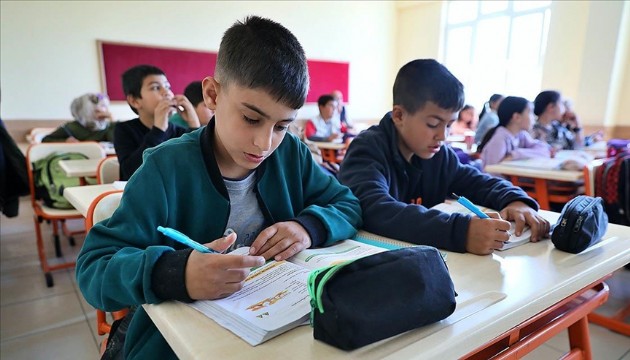 Deprem bölgesinde 6 Şubat'ta okullar tatil edildi