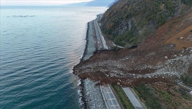 Heyelan faciasında kaybolan 4 kişiye ulaşıldı