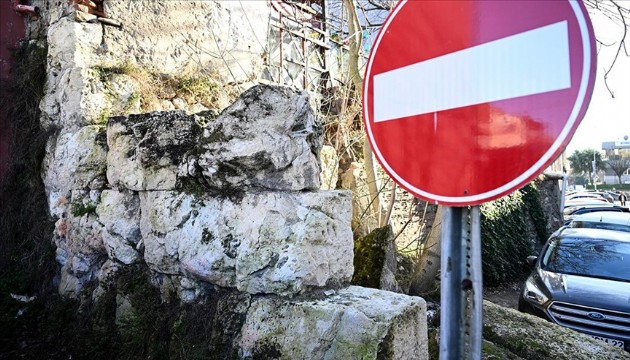 Prof. Dr.  Beksaç: Edirne'deki Roma sur kalıntıları korunmaya alınmalı!