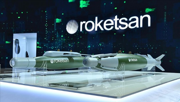 Roketsan, ileri teknoloji deniz sistemlerini Paris'te sergiliyor