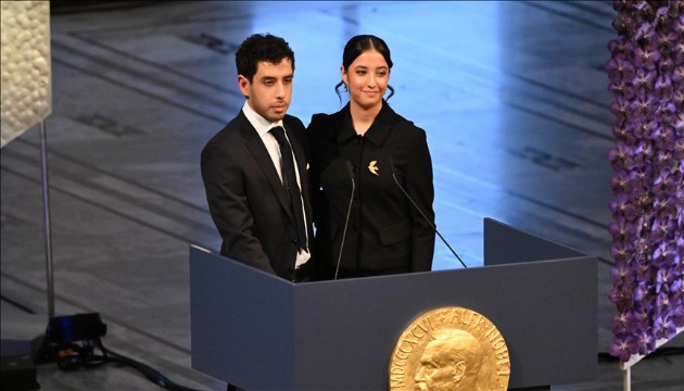 Cezaevinde Nobel kazandı: Ödülü çocukları aldı