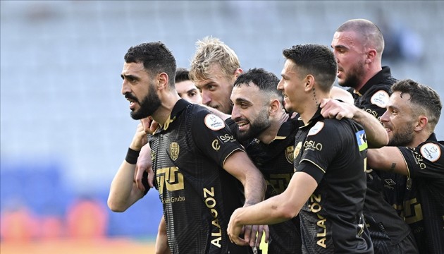 Ankaragücü, yarın Rizespor'la karşılıklı mücadele verecek