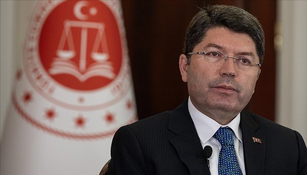 Bakan Tunç'tan komplo iddialarına cevap