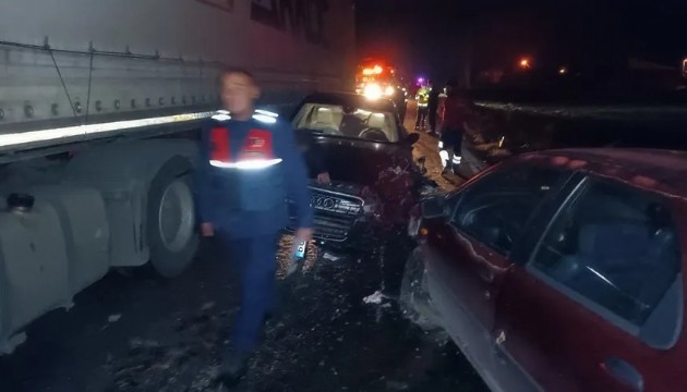 Tokat Belediye Başkanı Yazıcıoğlu zincirleme kazanda yaralandı