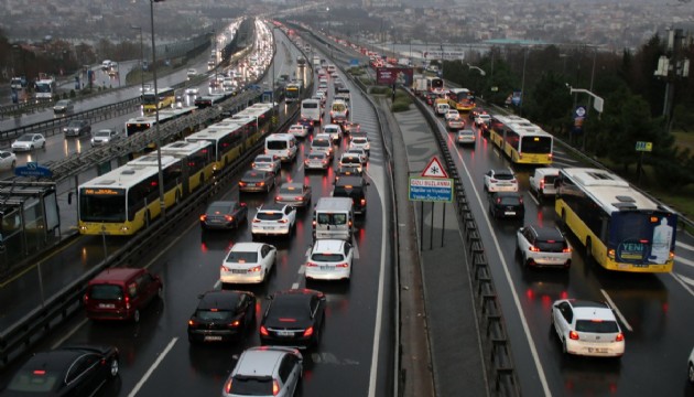 Bakan Uraloğlu'ndan sürücülere uyarı!