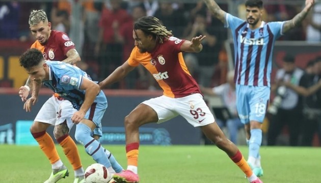 Trabzonspor - Galatasaray maçının ilk 11'leri belli oldu