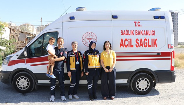 Acil sağlık ekibinden Ubeyde'ye sürpriz