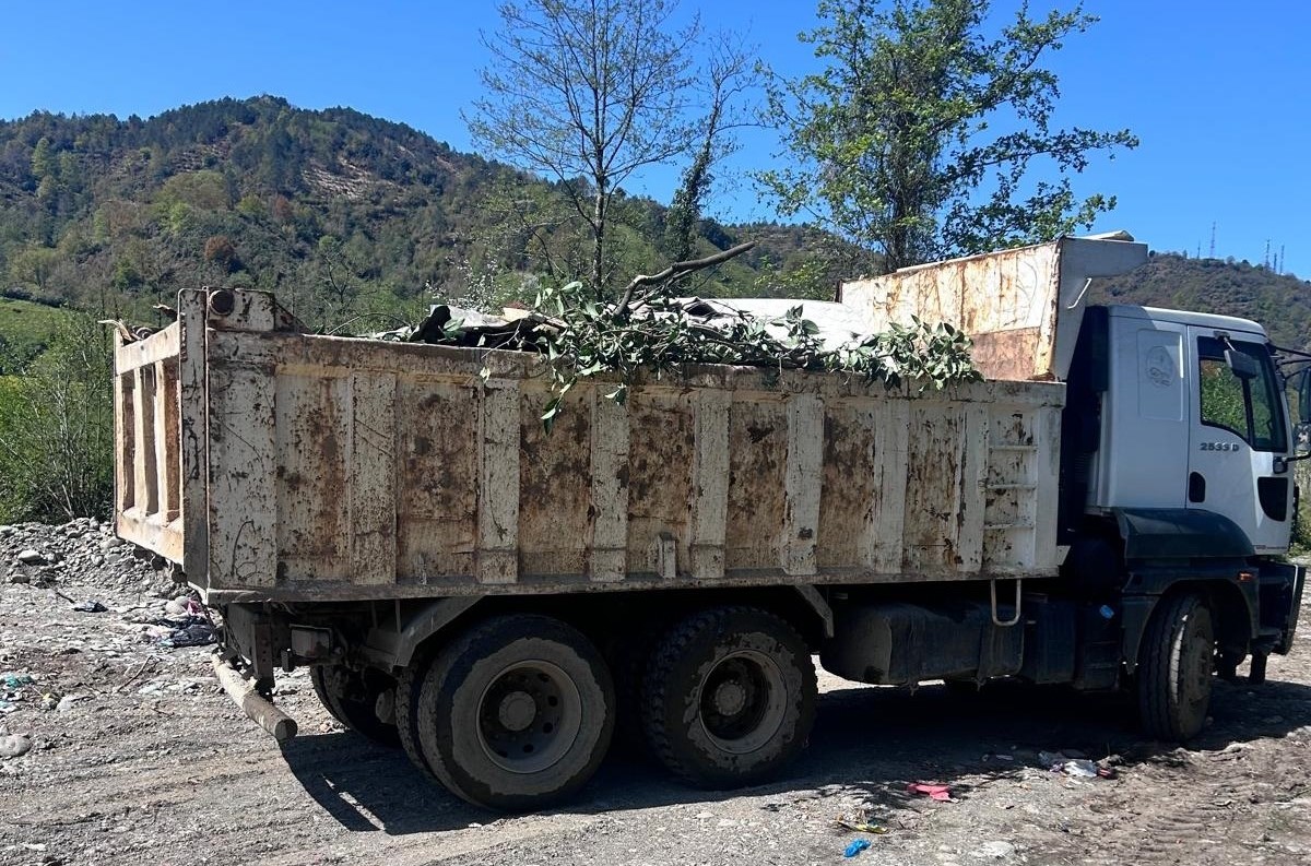 Açık alana çöp döken belediyeye 2.3 milyon TL ceza