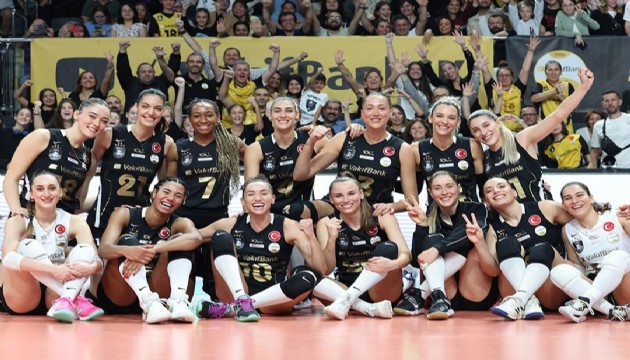 VakıfBank, Galatasaray'a set vermedi!