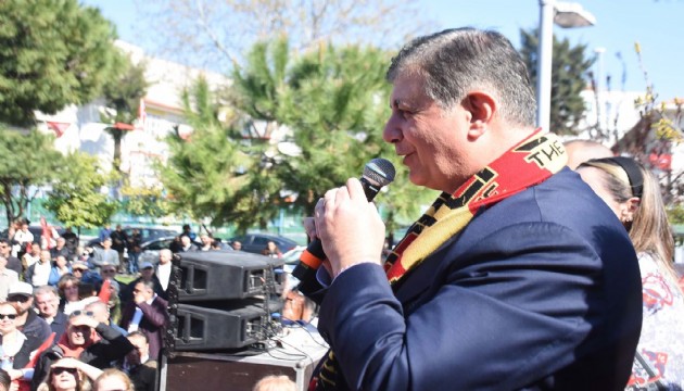 Cemil Tugay: Türkiye'nin en iyi belediyecilik hizmetini İzmir'de vereceğim