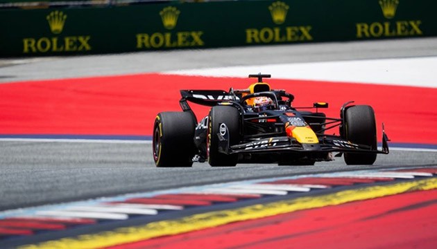 F1 Avusturya'da galip Verstappen