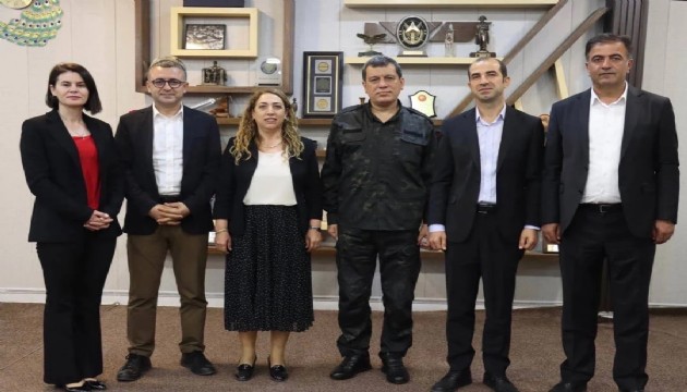 DEM heyeti Mazlum Abdi ile görüştü