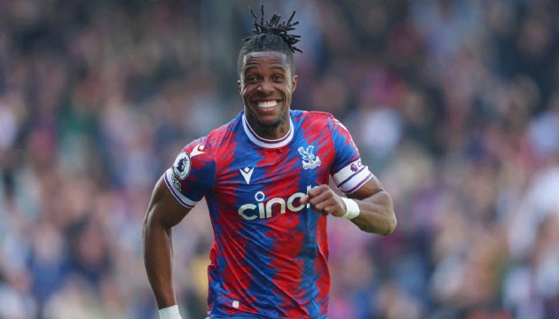 Fenerbahçe transferde tek kaldı: Zaha'dan yeşil ışık