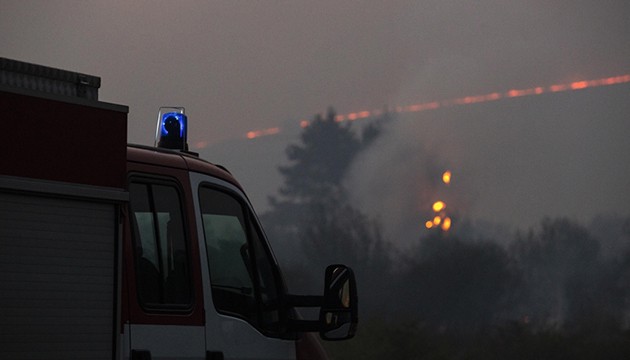 Bulgaristan'daki yangının Türkiye'ye geçmemesi için önlem