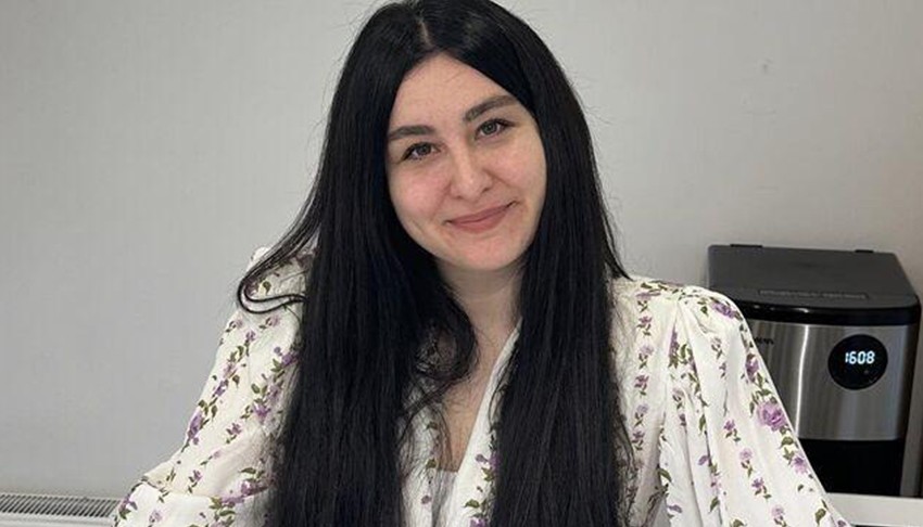 Yasemin Sakallıoğlu: Bebeğini göstermeyene altın takmıyorum