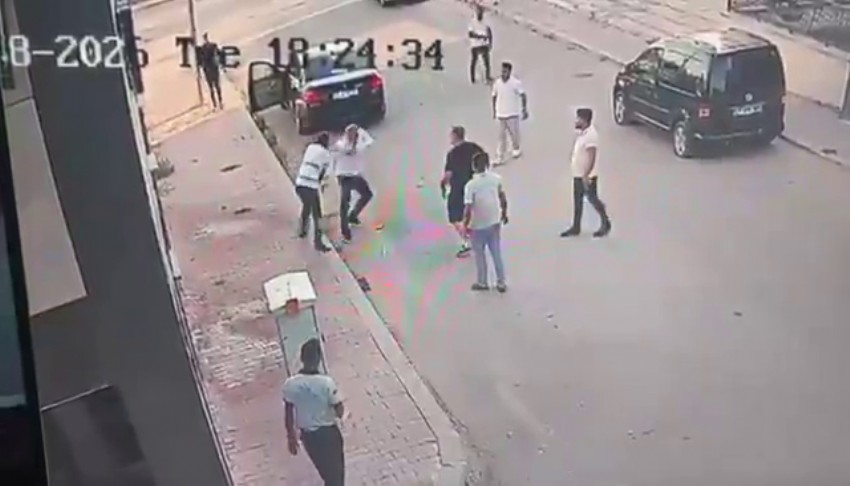 YENİ Partili vekile bıçaklı saldırı