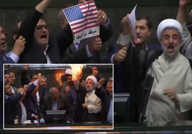 İran Parlamentosu'nda ABD bayrağı yaktılar 